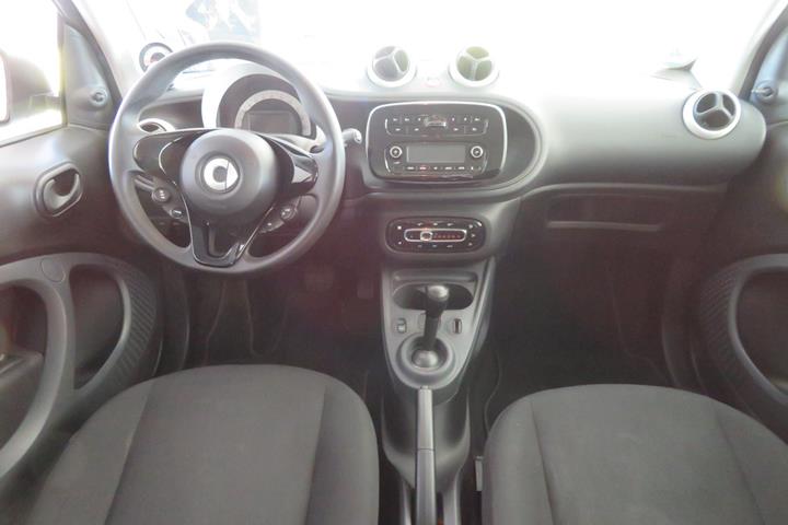 Hvid Smart Fortwo fra 2019