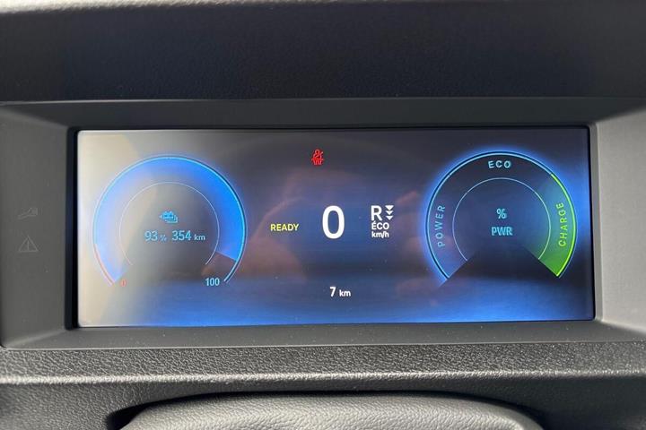 Hvid Toyota ProAce fra 2025