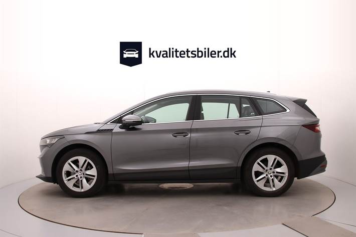 Grå Skoda Enyaq fra 2022