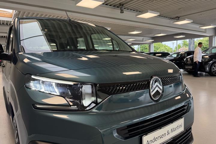 Blå Citroën ë-Berlingo fra 2025