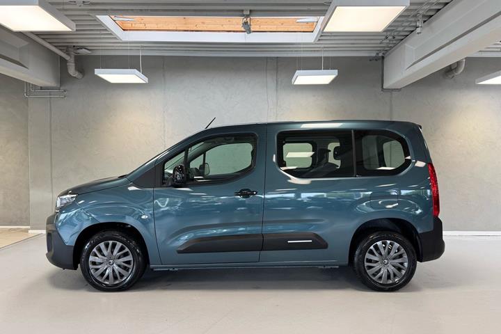 Blå Citroën ë-Berlingo fra 2025
