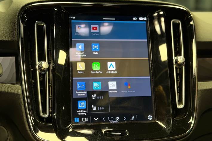 Sort Volvo XC40 fra 2023