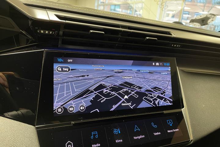 Grå Peugeot E-308 fra 2024