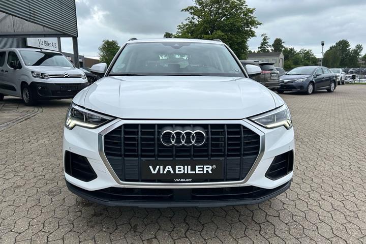 Hvid Audi Q3 fra 2021