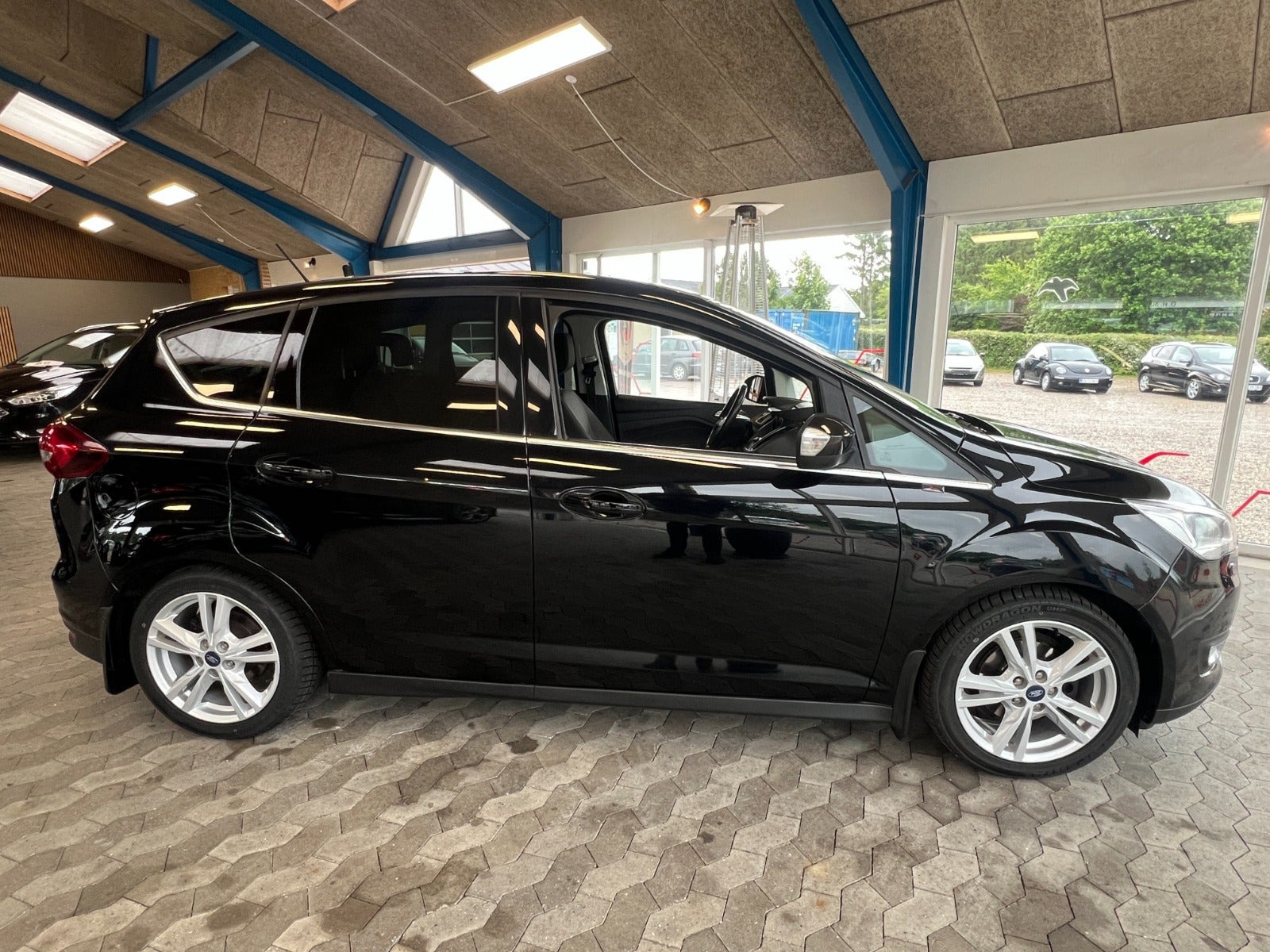 Sort Ford C-MAX fra 2018