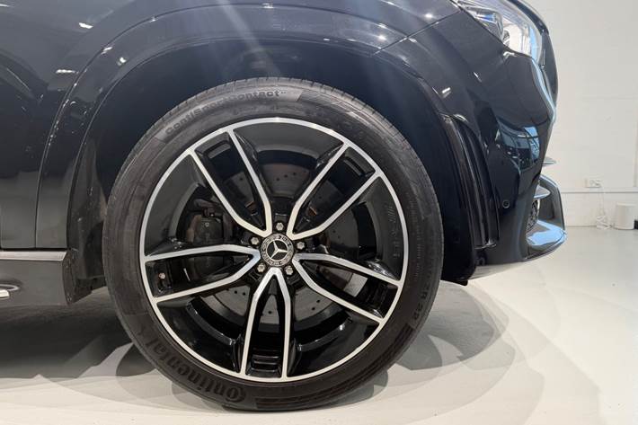 Sort Mercedes GLE350 de fra 2023