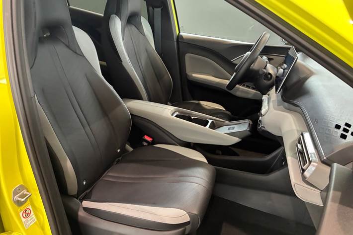 Grøn BYD Dolphin Surf fra 2025