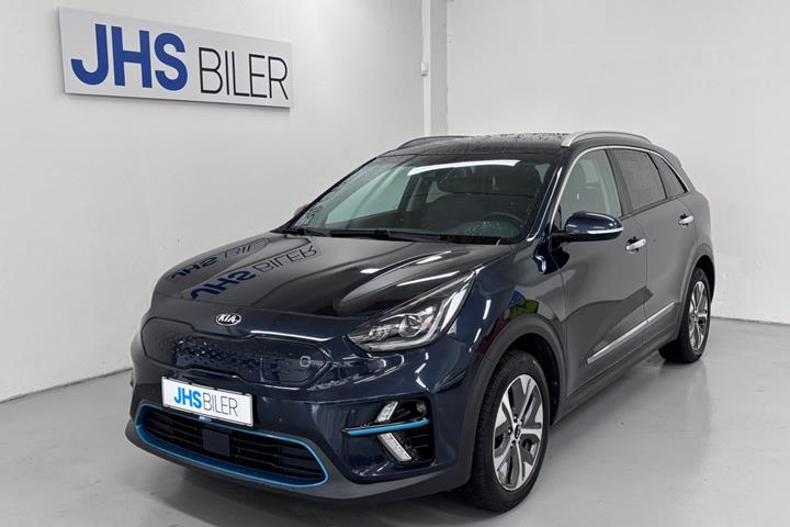 Blå Kia e-Niro fra 2020 set udefra