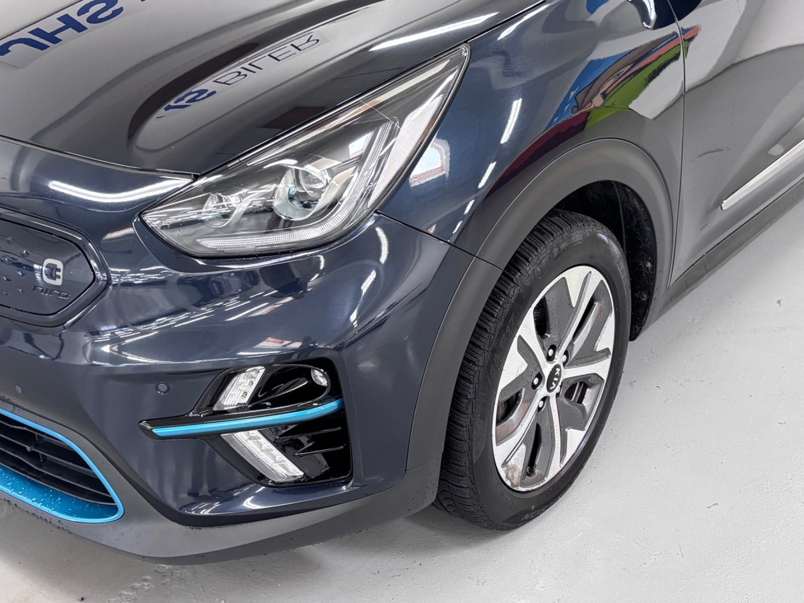 Blå Kia e-Niro fra 2020