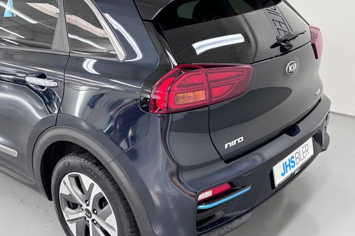 Blå Kia e-Niro fra 2020