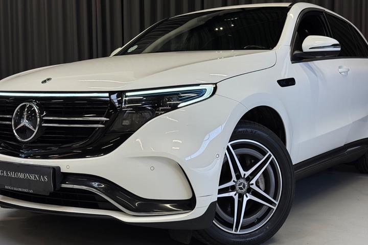 Hvid Mercedes EQC400 fra 2020