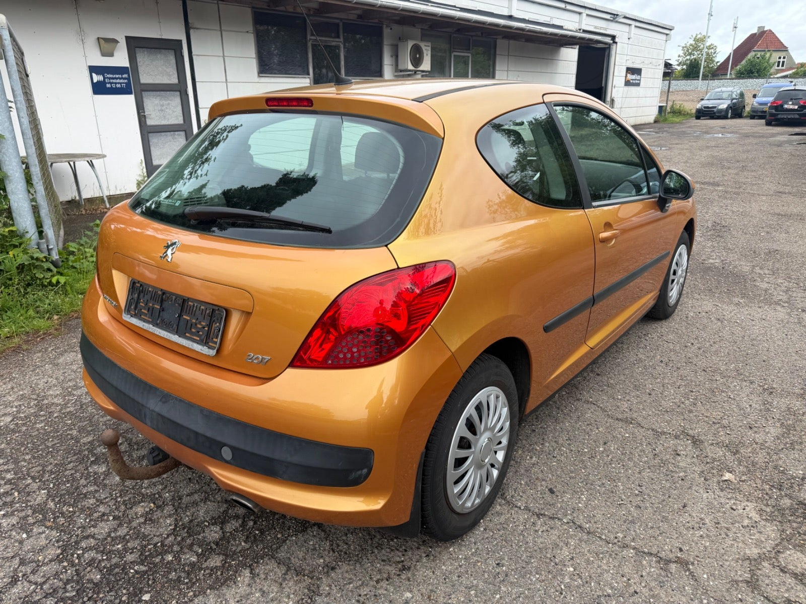 Grøn Peugeot 207 fra 2006