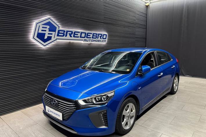 Blå Hyundai Ioniq fra 2017