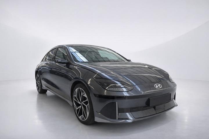 Grå Hyundai Ioniq 6 fra 2024