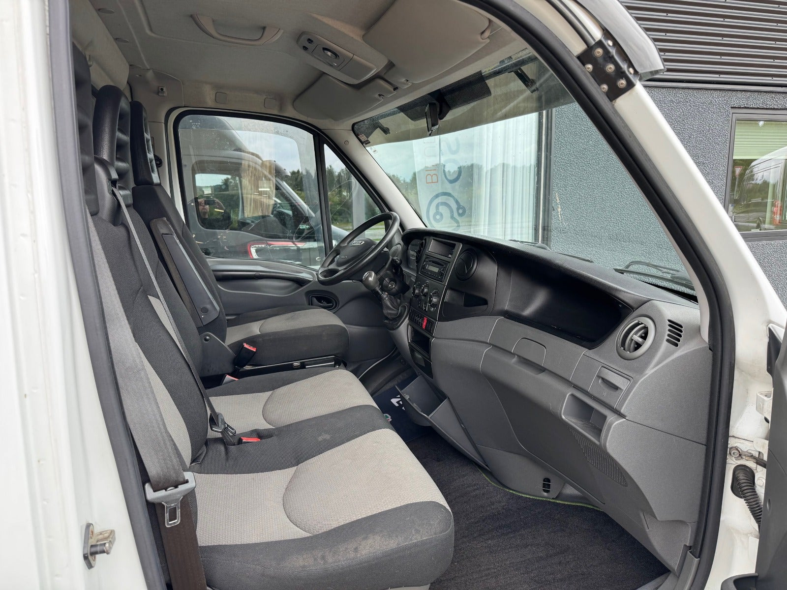 Hvid Iveco Daily fra 2011