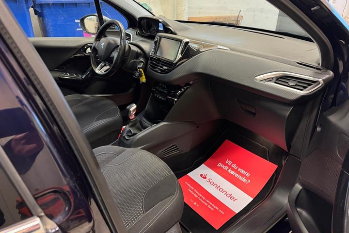 Lilla Peugeot 208 fra 2018