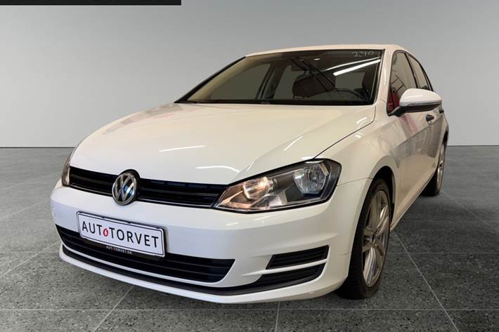 Hvid VW Golf VII fra 2015