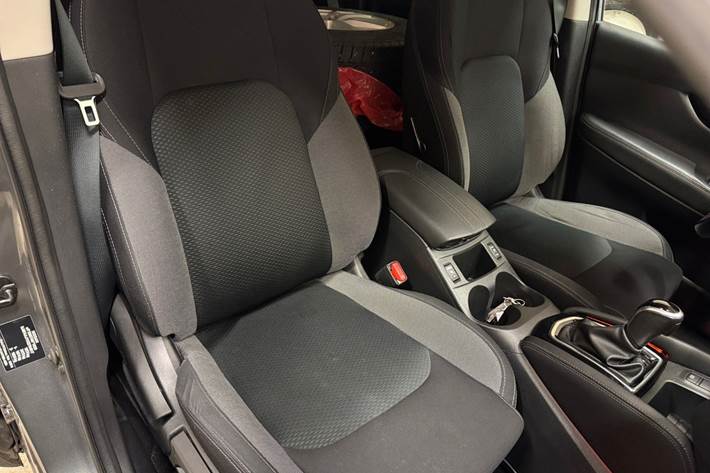Grå Nissan Qashqai fra 2019