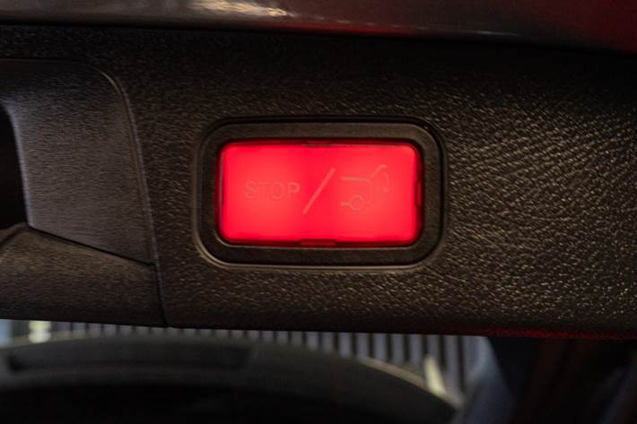 Grå Mercedes EQA250 fra 2021