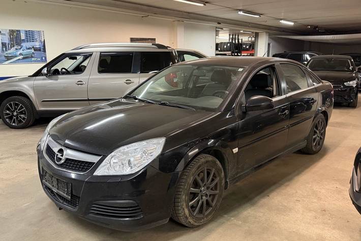 Sort Opel Vectra fra 2008