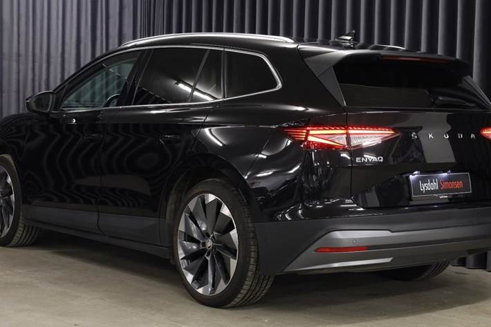 Sort Skoda Enyaq fra 2021