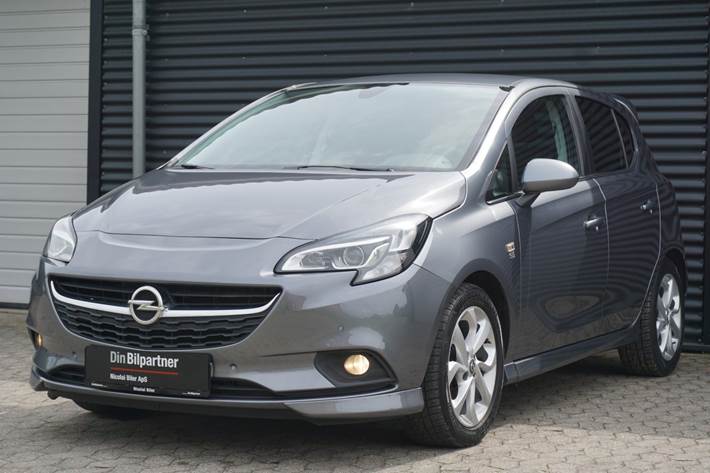 Grå Opel Corsa fra 2019
