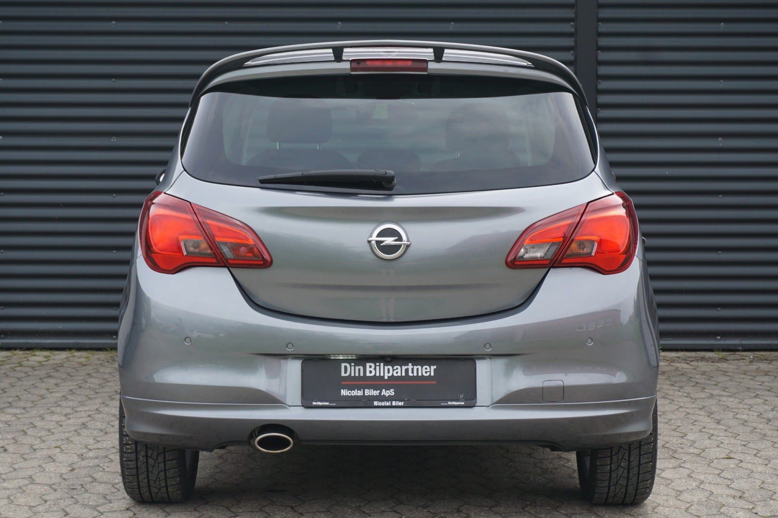Grå Opel Corsa fra 2019