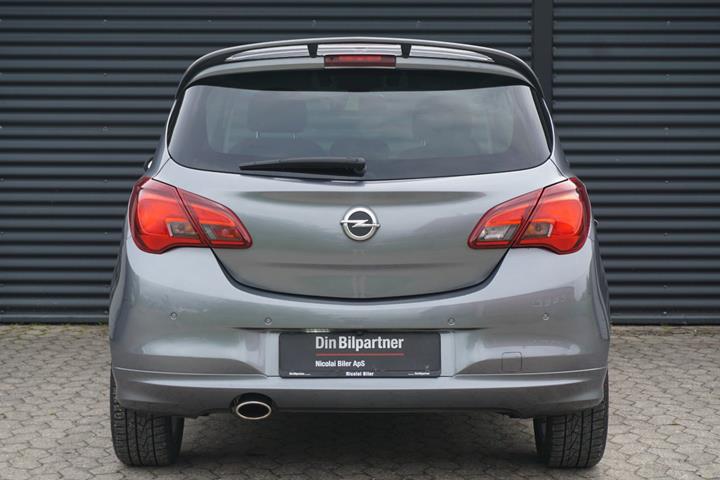 Grå Opel Corsa fra 2019