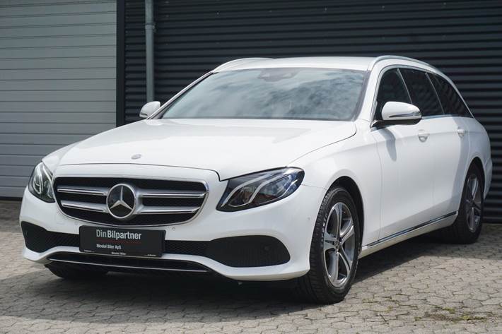Hvid Mercedes E220 d fra 2017