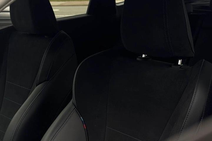 Sort BMW iX1 fra 2024