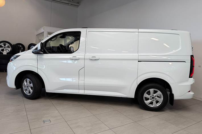 Hvid Ford E-Transit Custom 320 L1 fra 2026