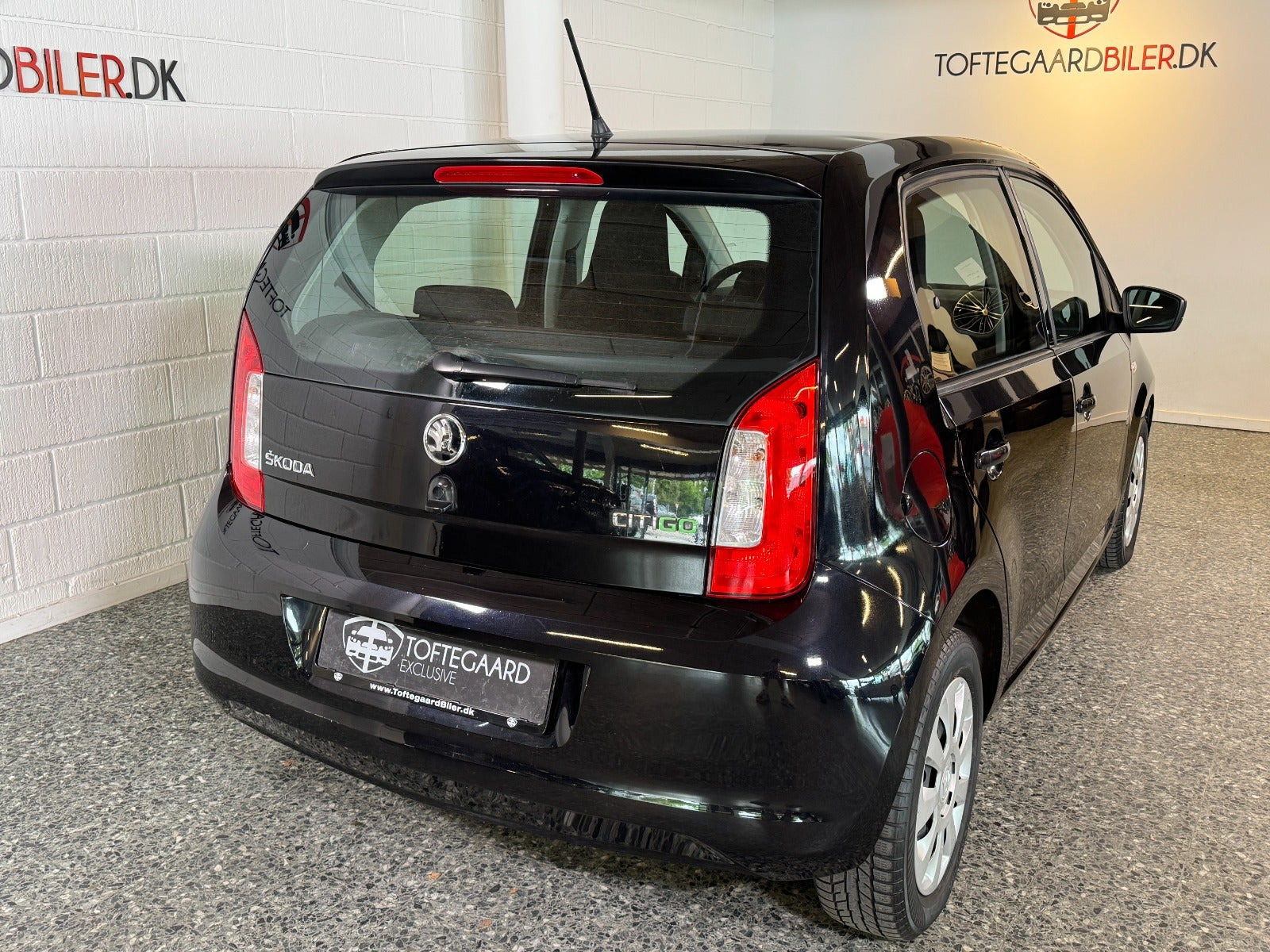 Sort Skoda Citigo fra 2016