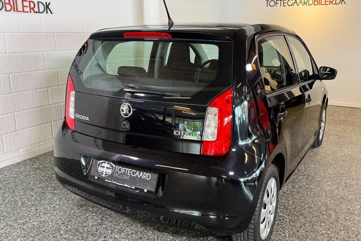 Sort Skoda Citigo fra 2016