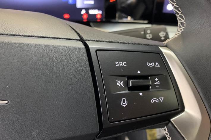 Sort Opel Frontera fra 2025