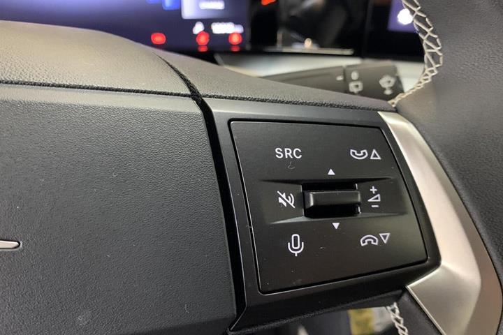 Sort Opel Frontera fra 2025
