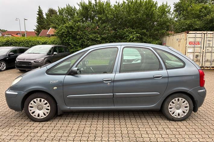 Grå Citroën Xsara Picasso fra 2008