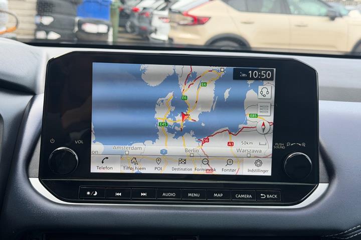 Grå Nissan Qashqai fra 2021