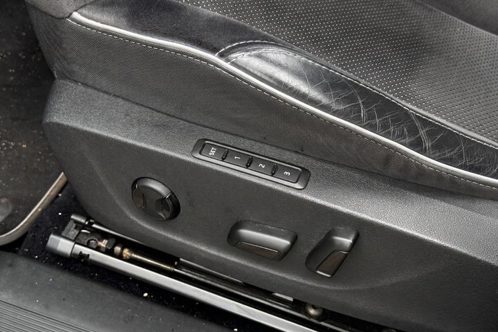 Sort Skoda Enyaq fra 2022