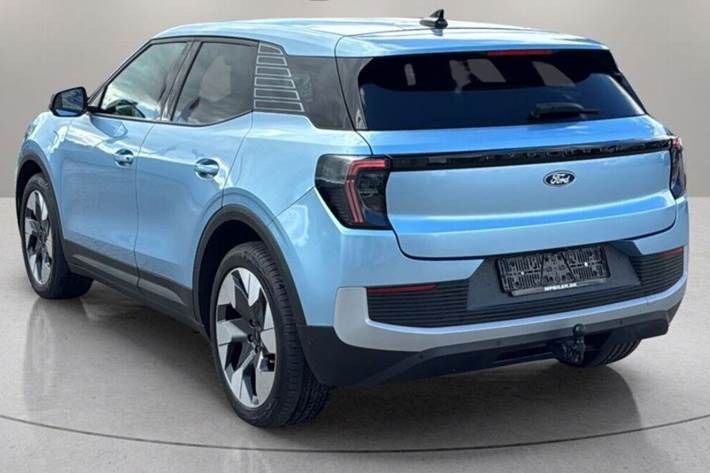 Blå Ford Explorer fra 2025