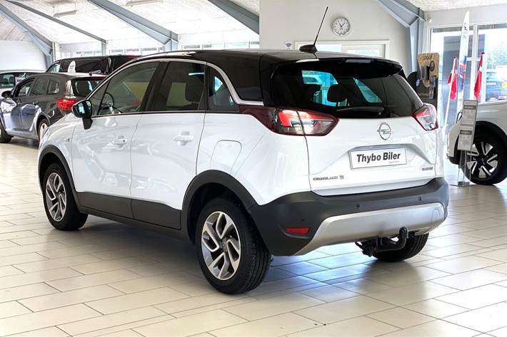 Hvid Opel Crossland X fra 2017