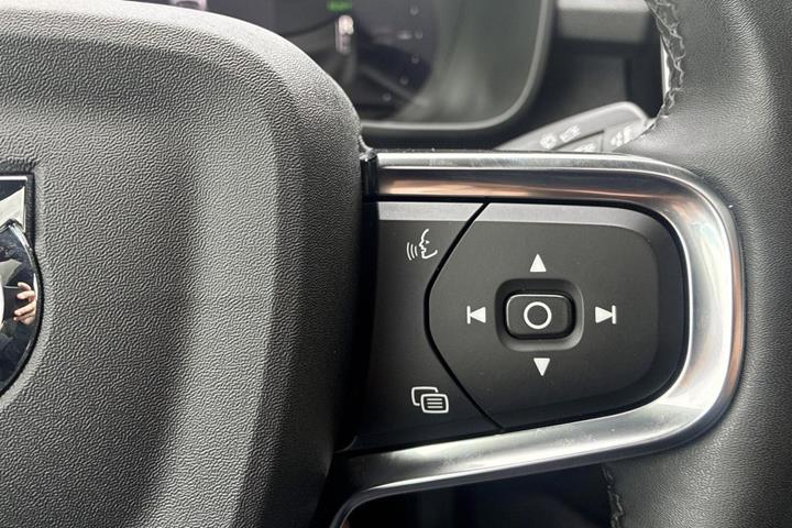 Sort Volvo C40 fra 2022