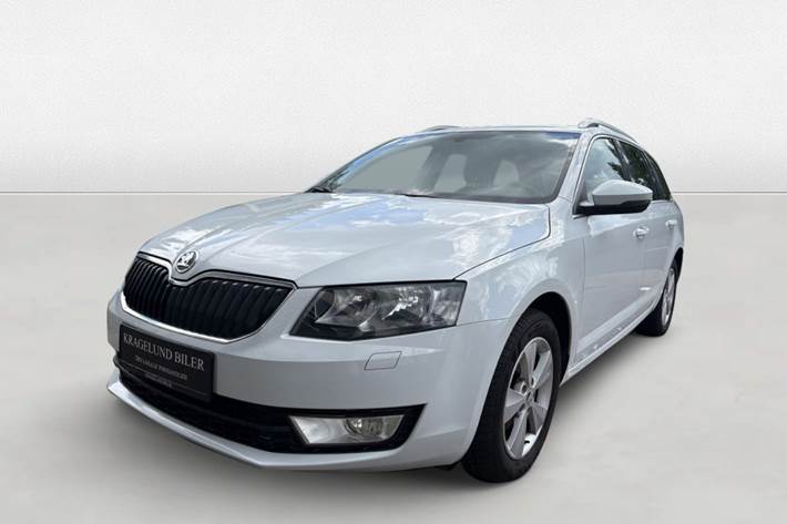 Grøn Skoda Octavia fra 2014