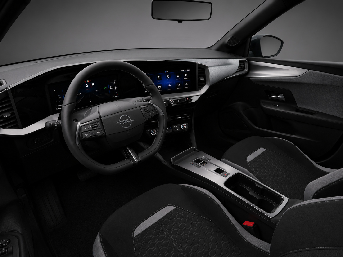 Grå Opel Mokka-e fra 2025