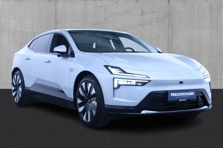 Hvid Polestar 4 fra 2024