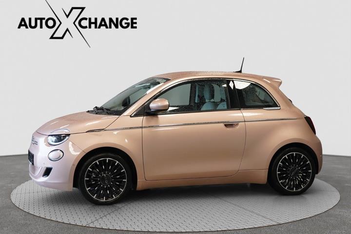 Grå Fiat 500e fra 2021