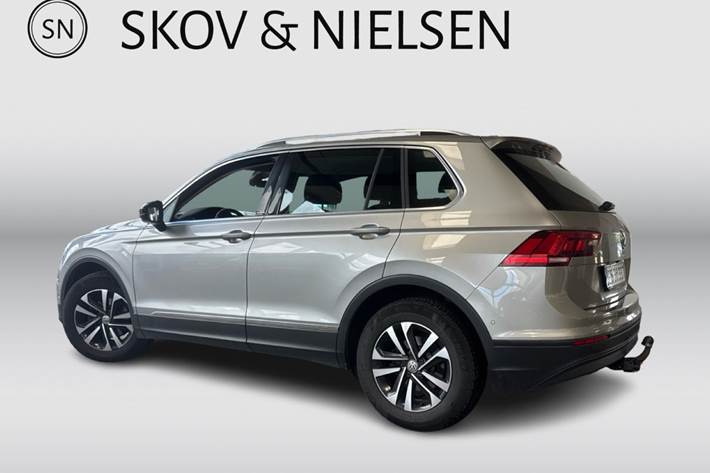 Sølv VW Tiguan fra 2019