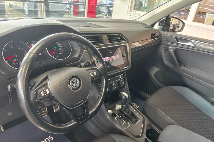 Sølv VW Tiguan fra 2019