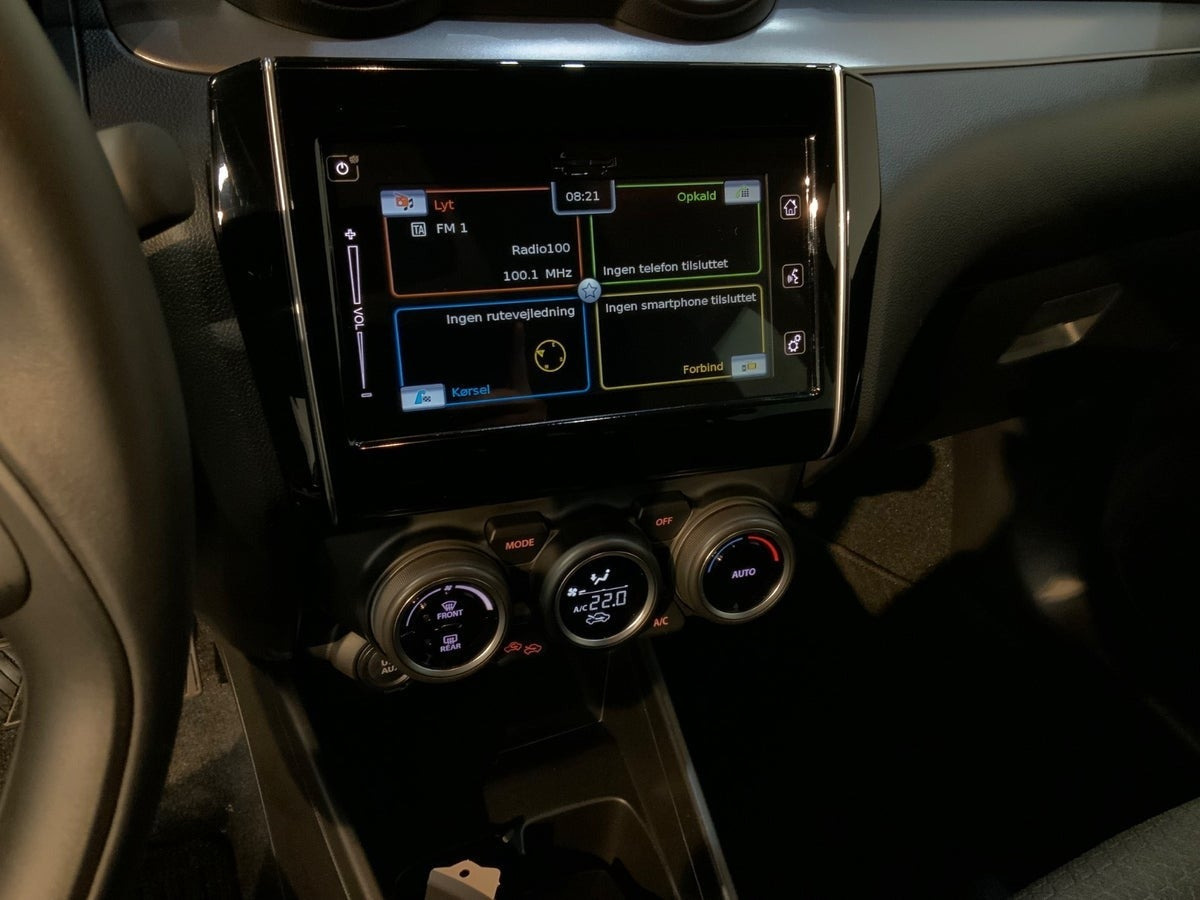 Grå Suzuki Swift fra 2020