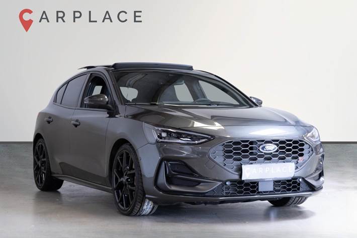 Grå Ford Focus fra 2022