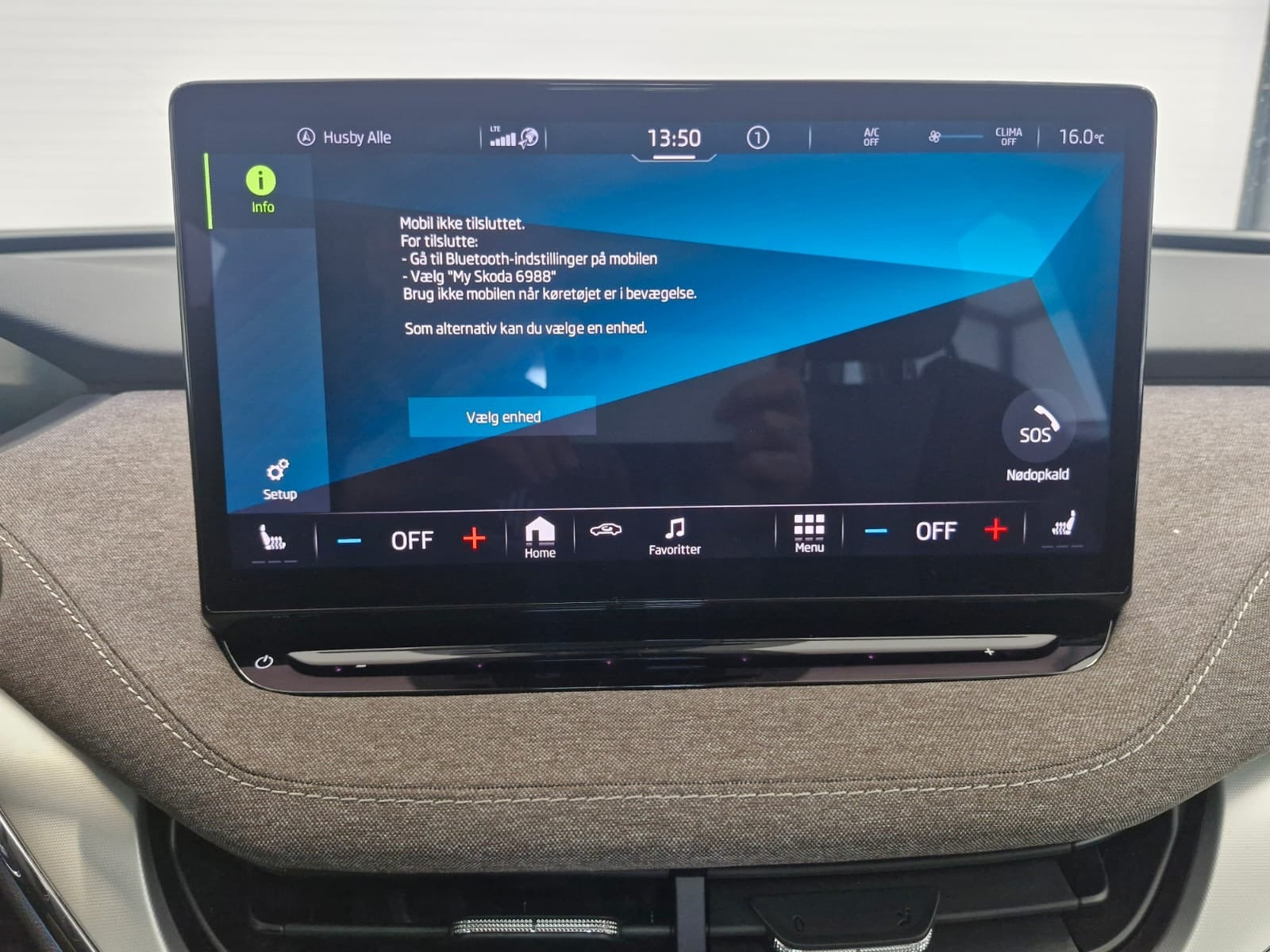 Grå Skoda Enyaq fra 2021